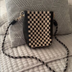 Universal Thread Black and Cream Checkered Crossbody Bag
